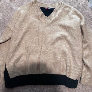 Vince Camuto Tan and black V-Neck Sweater